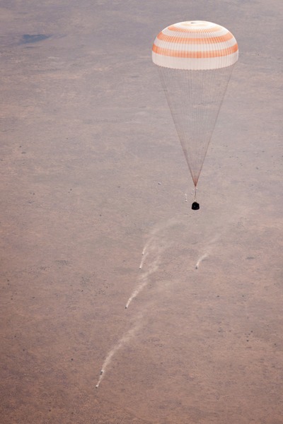 Landing Soyuz with rescue team